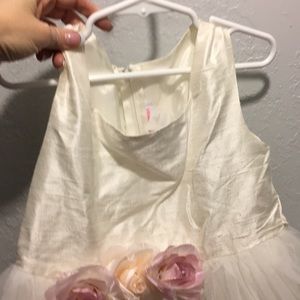 Girls dress